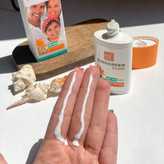 ضدآفتاب فلوئید مای مدل هیالورونیک اسید SPF50حجم ۵۰میلی لیتر